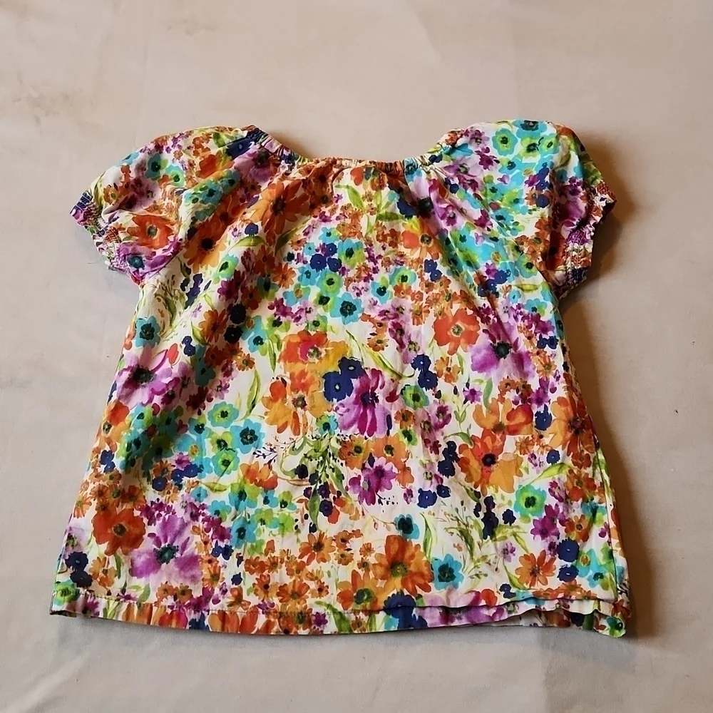 Old Navy floral top with Carter light denim shorts 2T